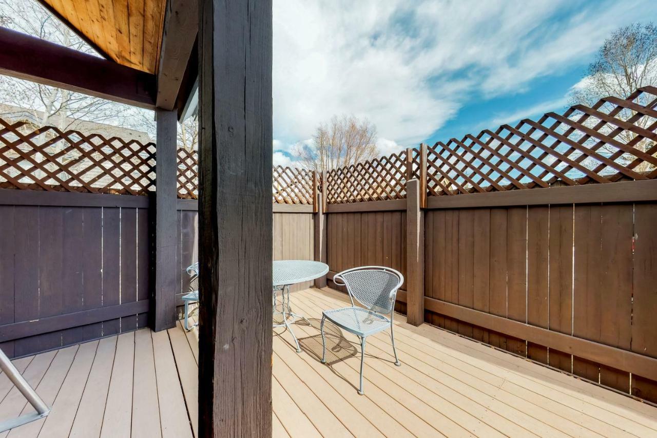 Tarn Landing B7 Apartment Frisco Bagian luar foto