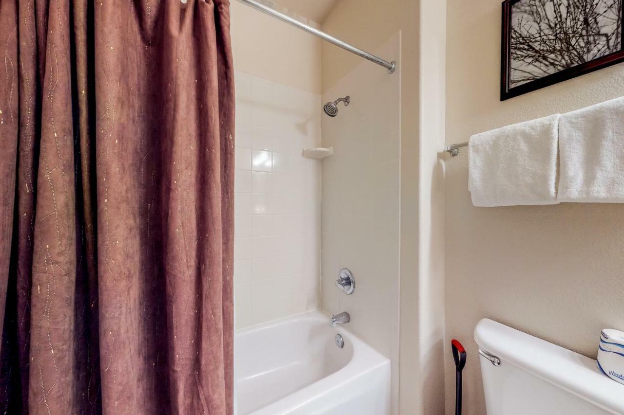 Tarn Landing B7 Apartment Frisco Bagian luar foto