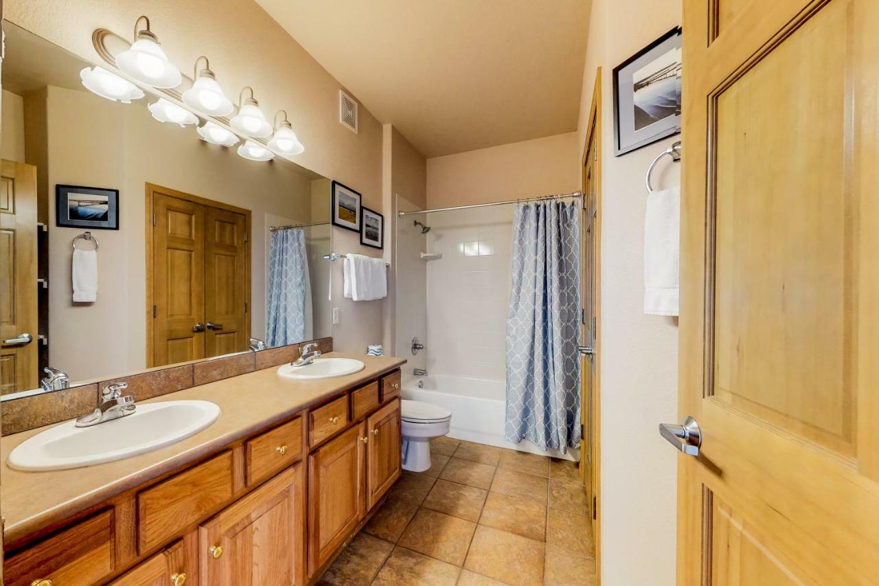 Tarn Landing B7 Apartment Frisco Bagian luar foto
