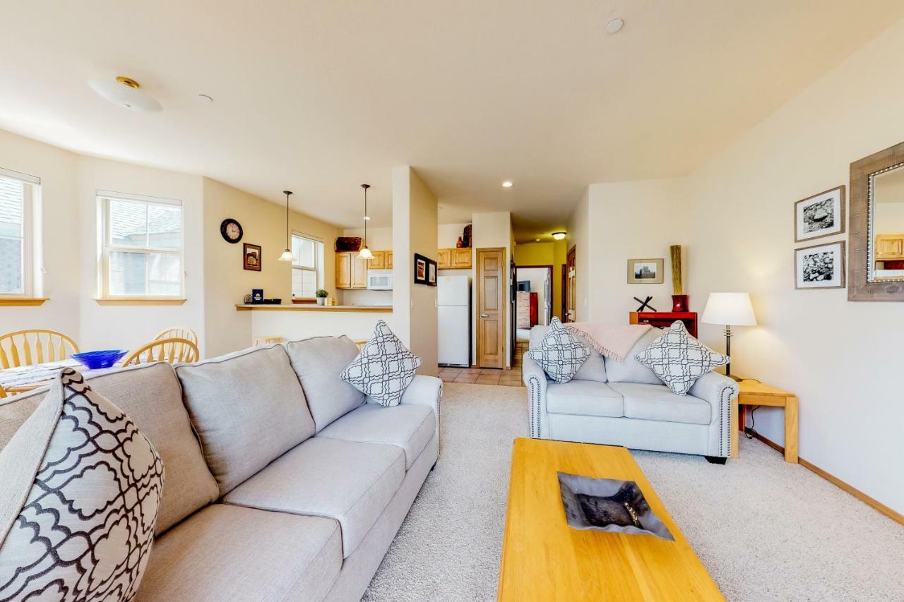 Tarn Landing B7 Apartment Frisco Bagian luar foto